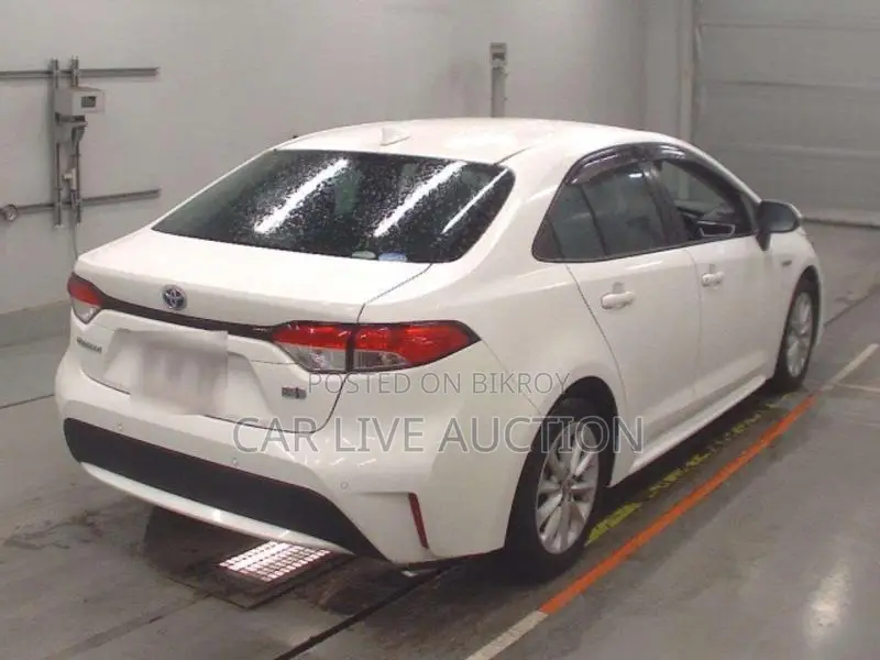 Toyota Corolla HYBRID 2021