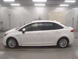 Toyota Corolla HYBRID 2021