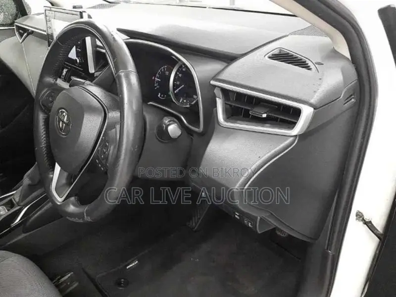 Toyota Corolla HYBRID 2021