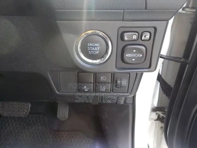 Toyota Fielder Ex--Pack. 2020