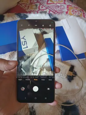 Vivo Y51 (8+128)gb (Used)