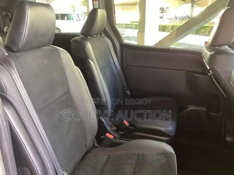 Toyota Voxy ZS KIRAMEKI HYBRID 2020