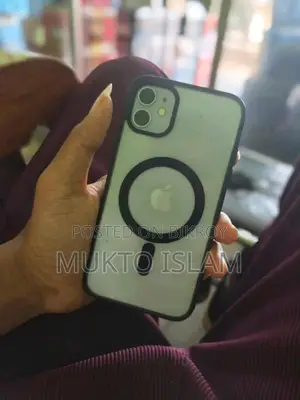 Apple iPhone 11 64GB (Used)