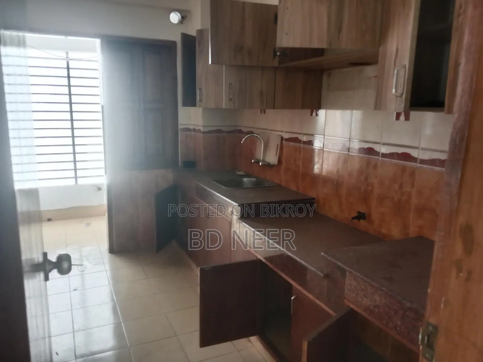 beautiful looking 3 Bed room apt rent in Gulshan 2