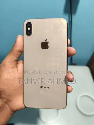 Apple iPhone XS Max . (Used)