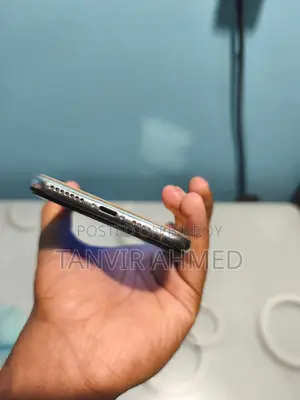 Apple iPhone XS Max . (Used)