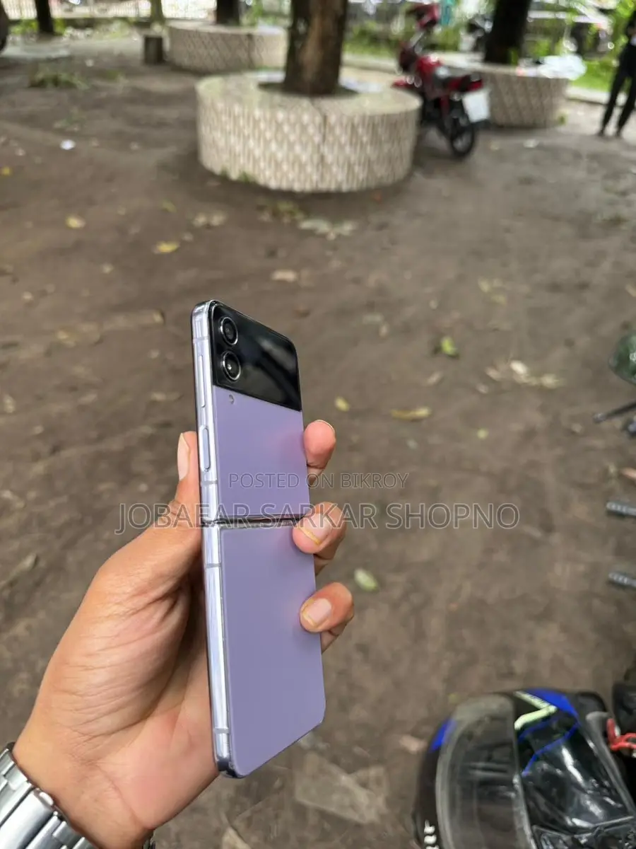Samsung Galaxy Z Flip4 256 GB Purple