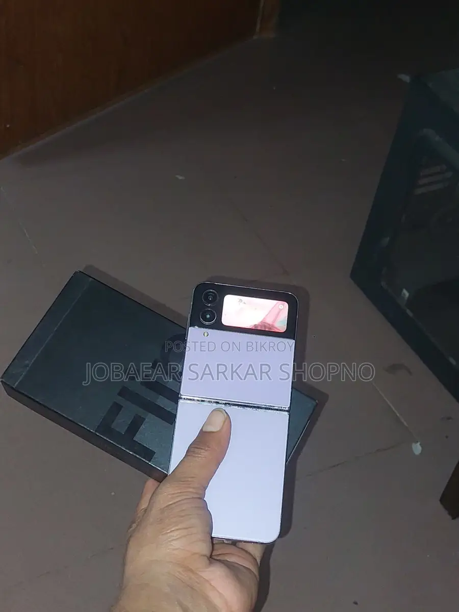 Samsung Galaxy Z Flip4 256 GB Purple