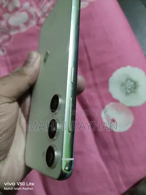 Samsung Galaxy S23 . (Used)