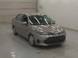 Toyota Axio EX Non-Hybrid 2022