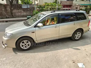 Toyota Fielder 2004