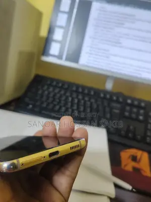 Samsung Galaxy S21 (Used)