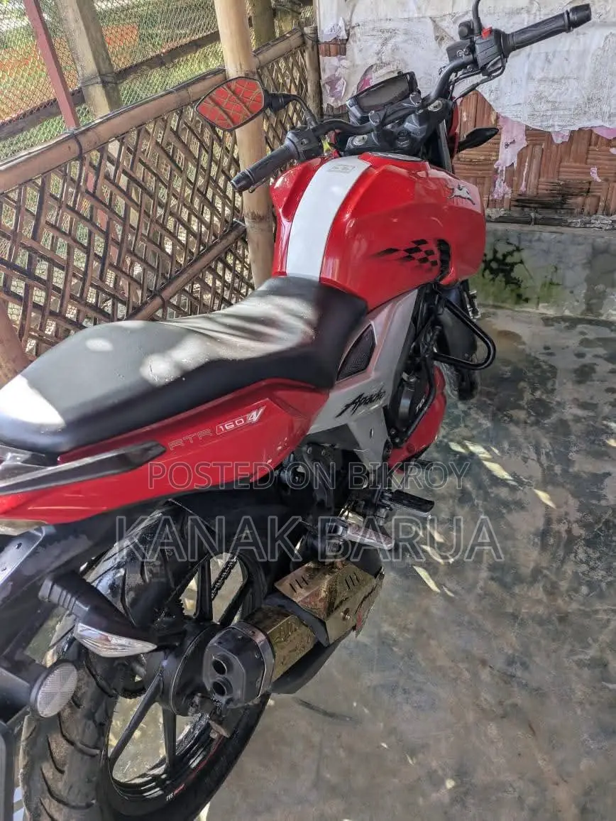 TVS Apache RTR 160 4v 2018