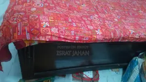 ৫/৭ ফিট কাঠের সেমিবক্স খাট জাজিমসহ