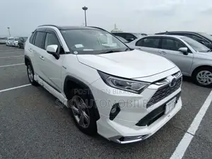 Toyota RAV4 G edition Hybrid 2020