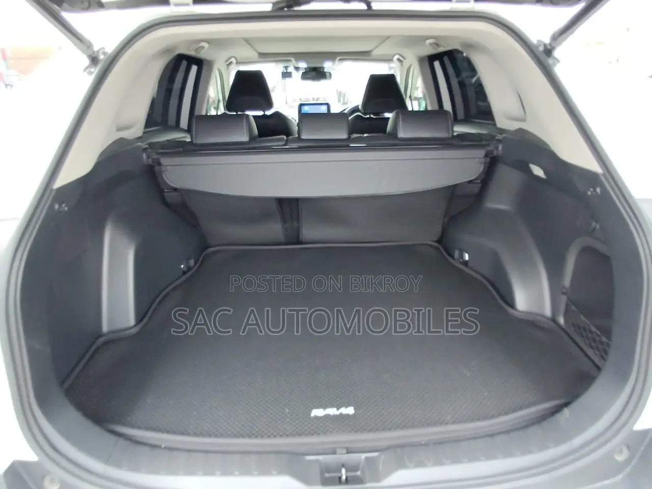 Toyota RAV4 G edition Hybrid 2020