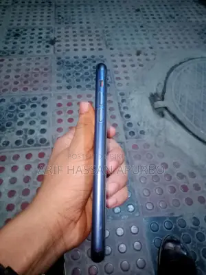 Apple iPhone 11 (Used)