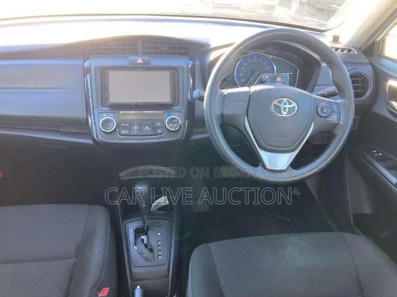 Toyota Axio hybrid Ready 2020