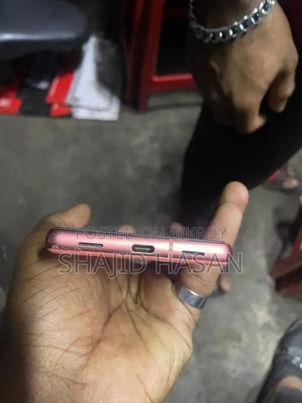 Google Pixel 7a (Used)