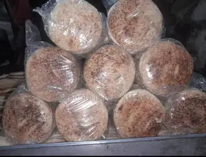 মিষ্টি ও নোনতা বাকরখানি