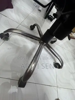 চেয়ার টেবিল