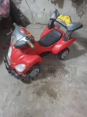 একটি গাড়ি বিক্রি হবে
