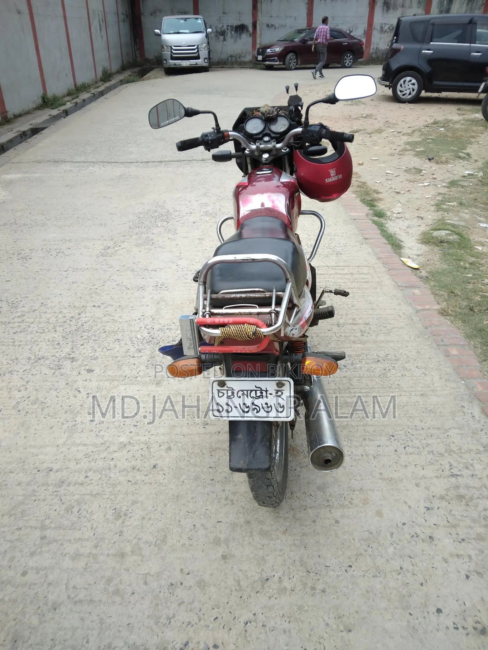 Bajaj CT 100 2005