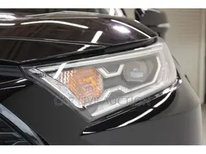 Toyota RAV4 Hybrid X pre order 2021