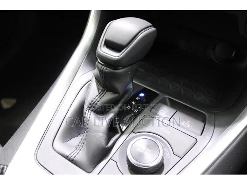 Toyota RAV4 Hybrid X pre order 2021