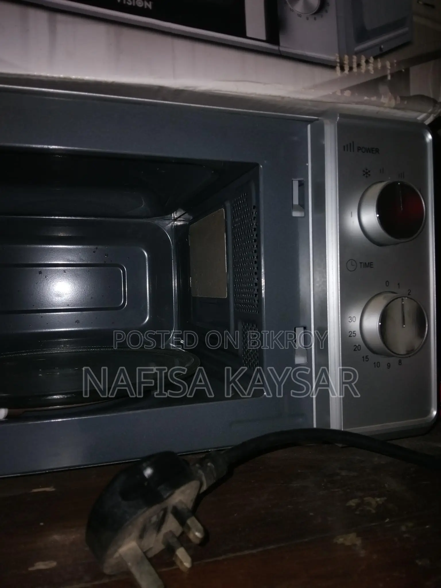 Vision Microwave Oven 20L Almost New