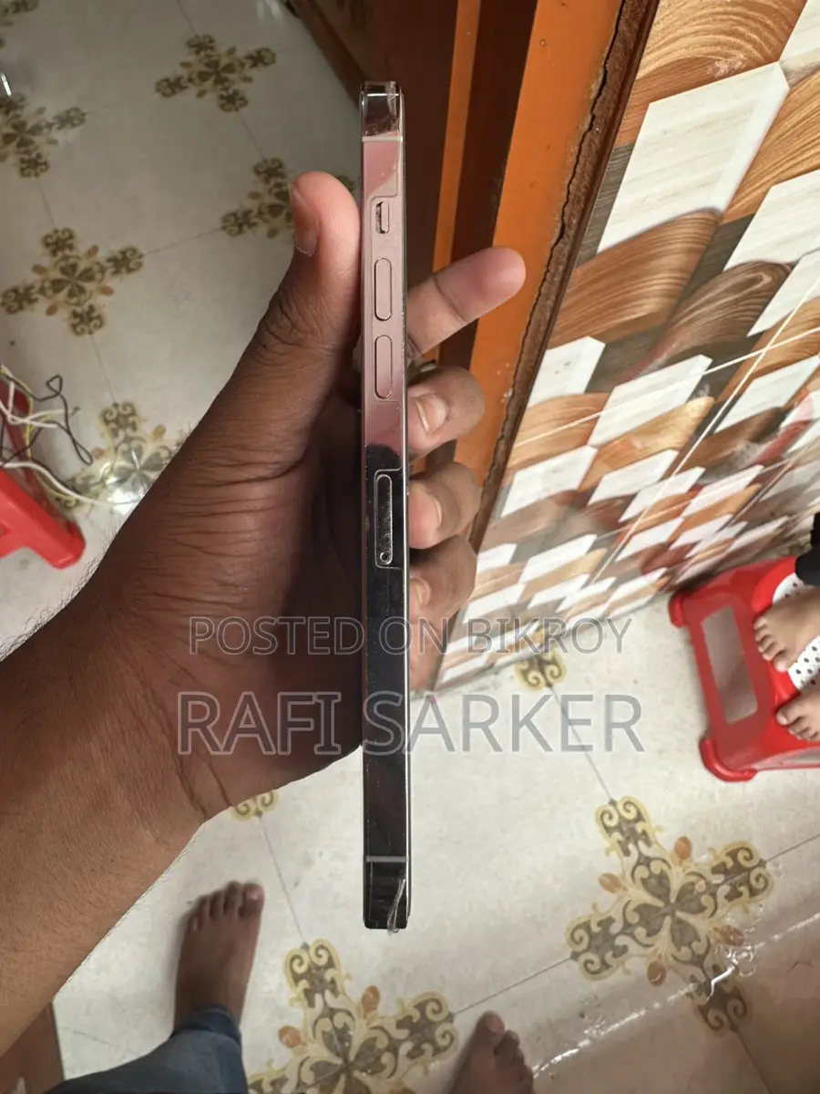 Apple iPhone 14 Pro Max . (Used)