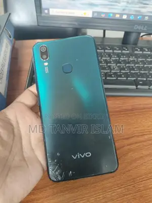 Vivo Y11 3 GB 32 (Used)