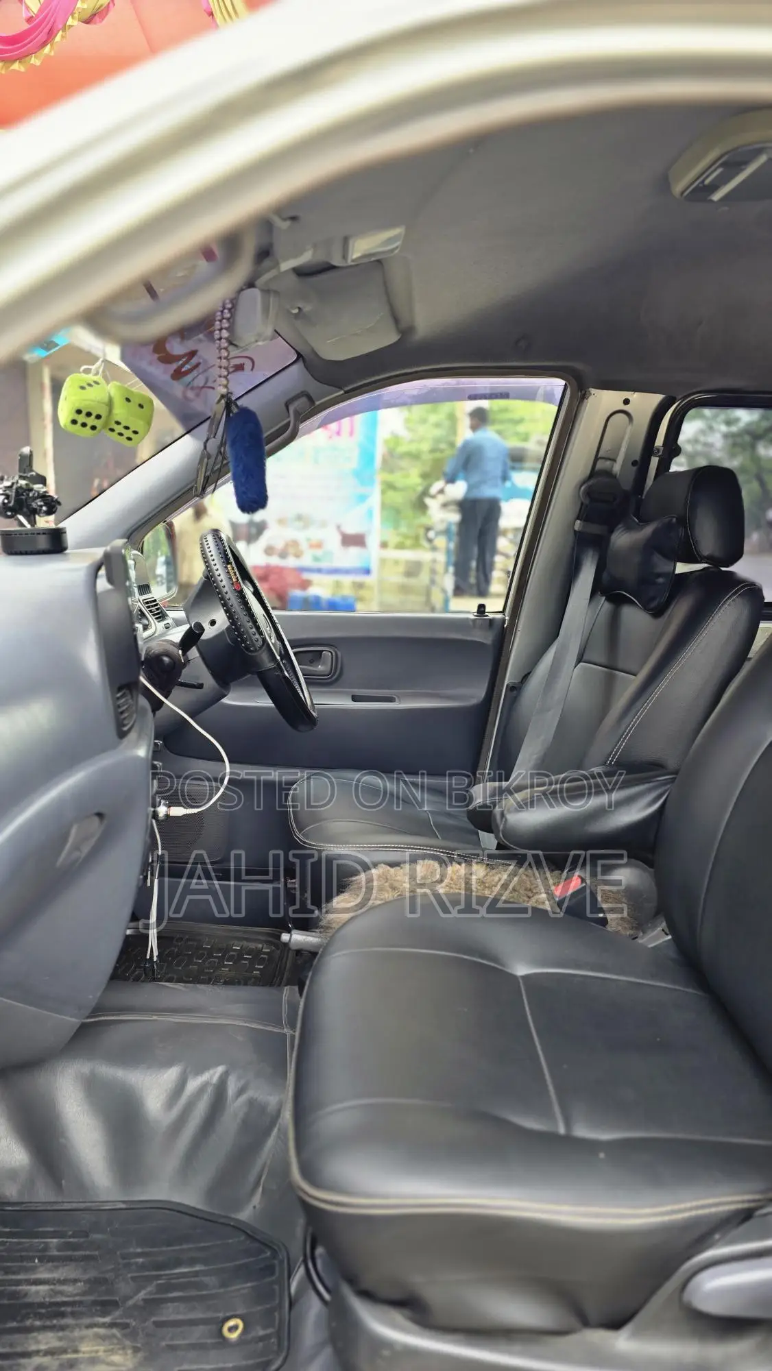Toyota Noah 2003