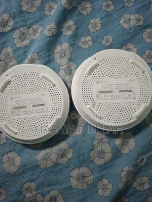 Tp link Deco M5 (2 pack) AC1300 Gigabit port