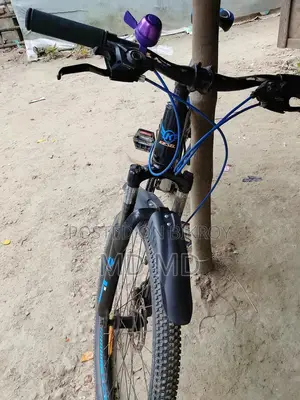 একটি সাইকেল বিক্রি করা হবে