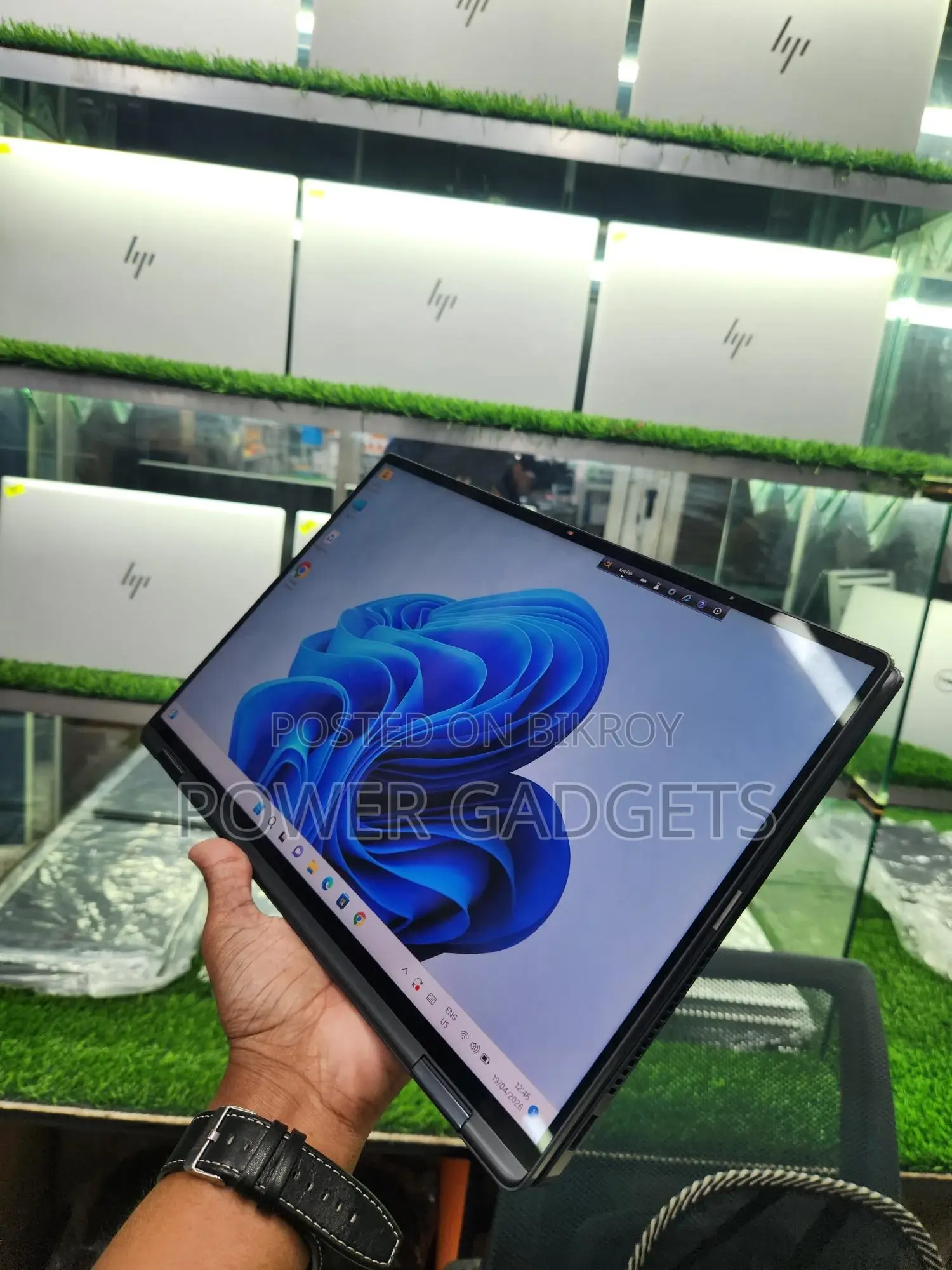 Dell Latitude core i5 12th Gen ( 360° Touch Metal Body )