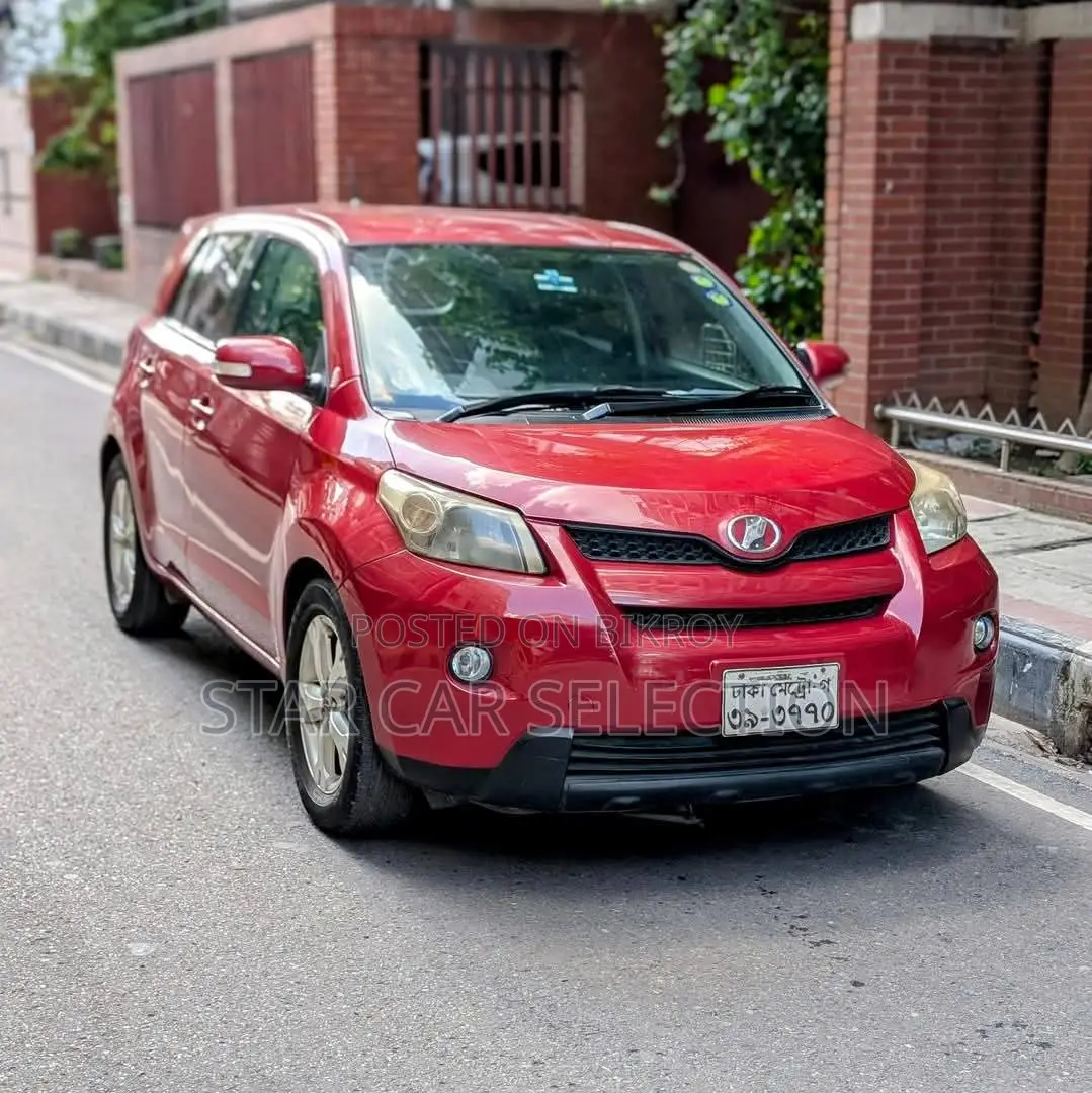 Toyota ist G PKG. 2010