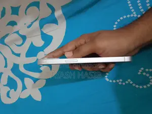 Apple iPhone 13 . (Used)