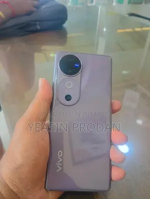 Vivo V40 Completely Fresh (Used)
