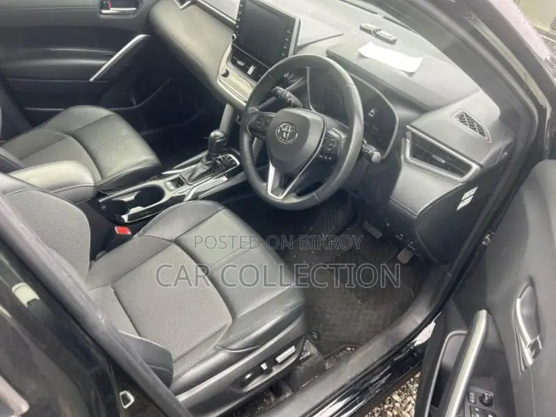 Toyota Corolla Cross z Leather 2023