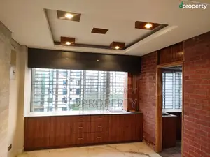 4bdrm Apartment in Basundhara for Rent
