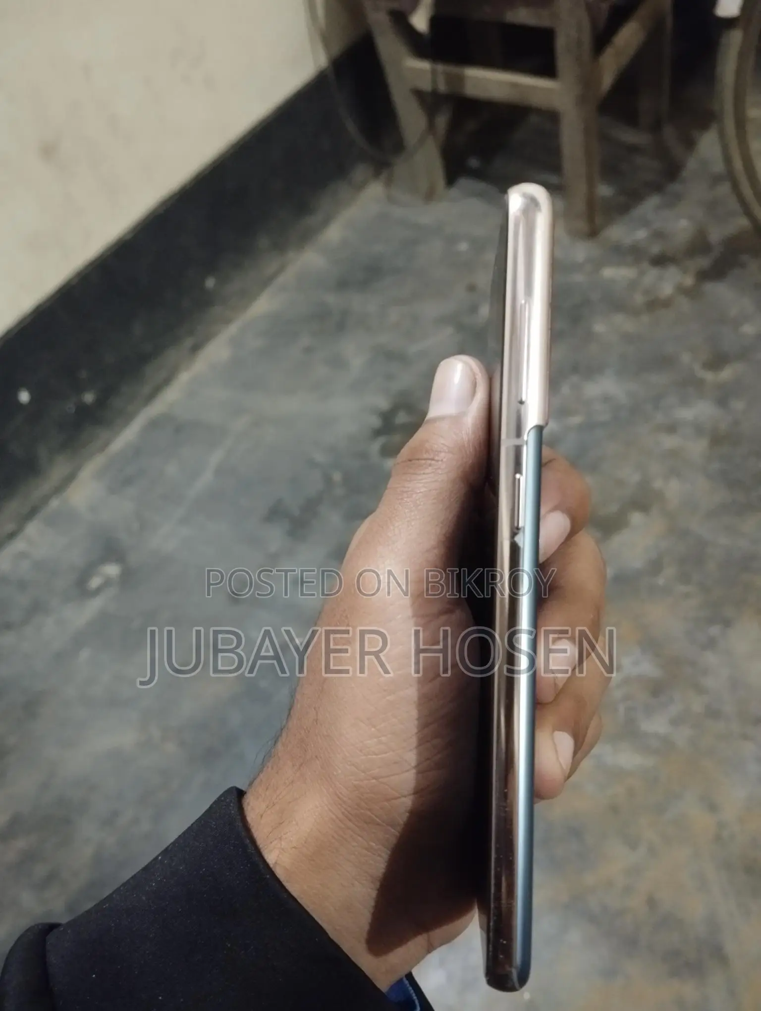 Samsung Galaxy S21 ` (Used)