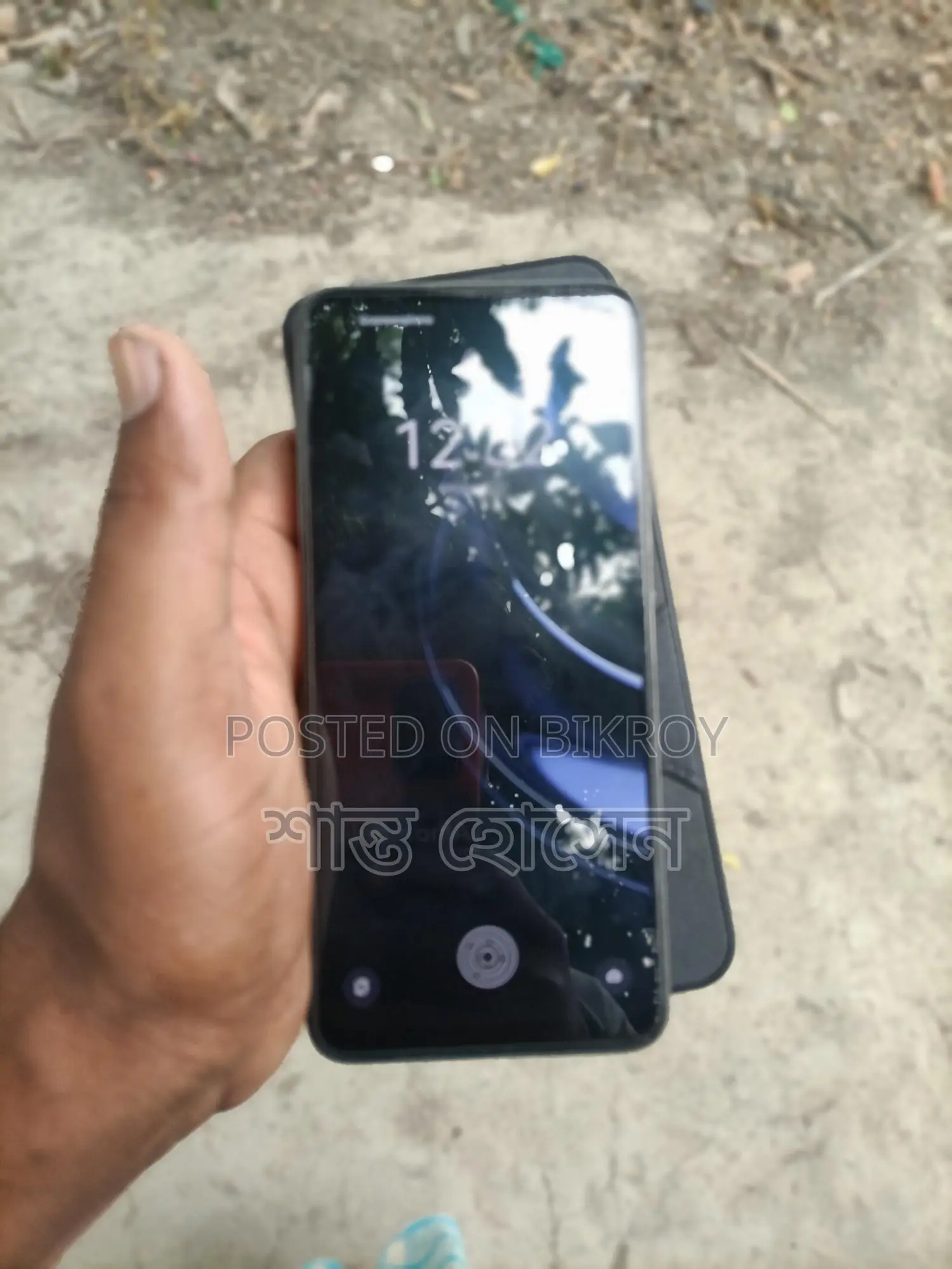 Realme 8 4 128 (Used)