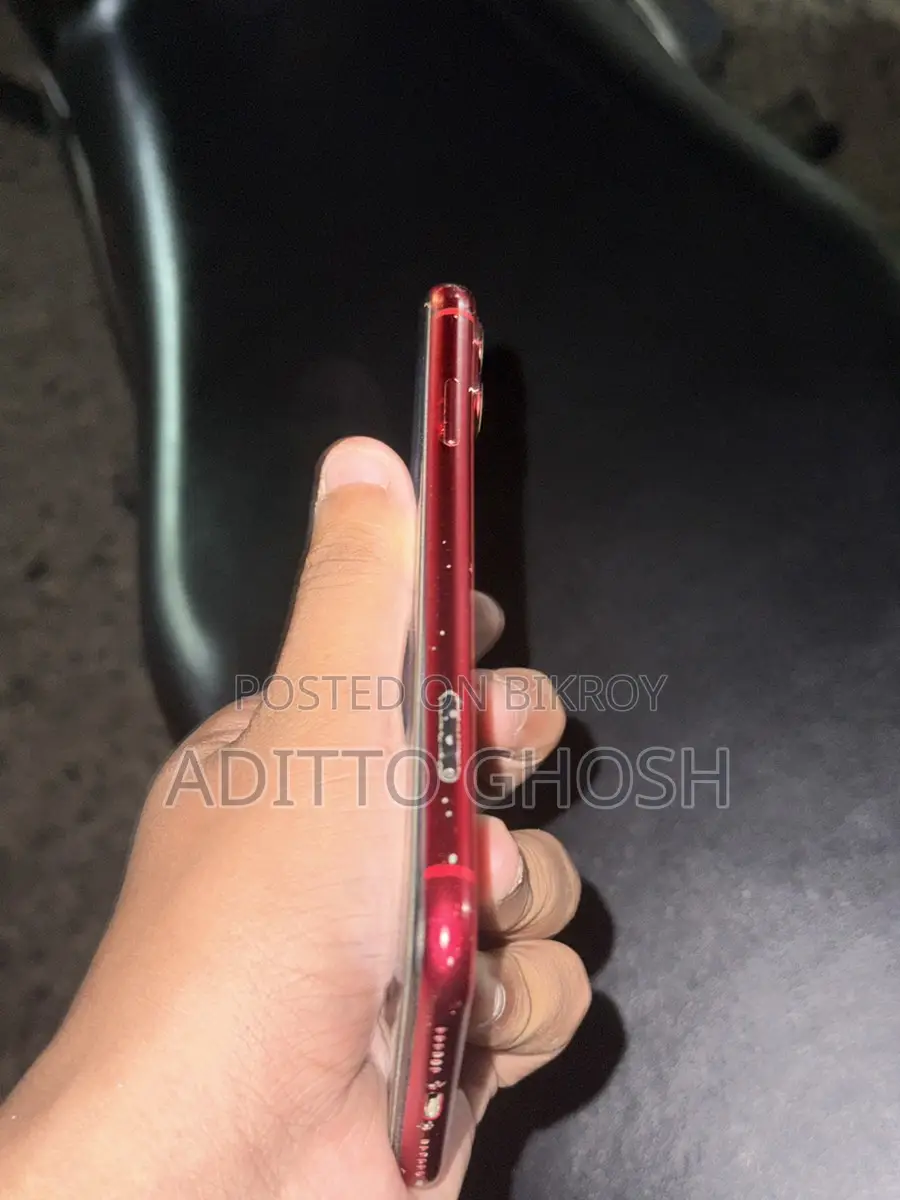 Apple iPhone 11 (Used)