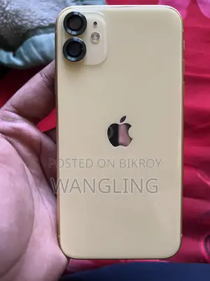 Apple iPhone 11 128 GB Yellow