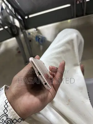 Apple iPhone 6S (Used)