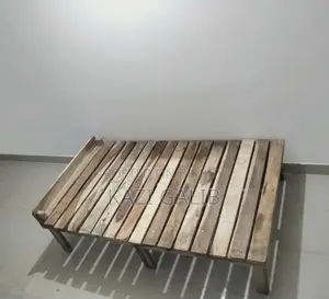 কাঠের খাট বিক্রয় হবে