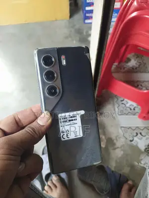 Tecno Camon 40 Pro . (Used)