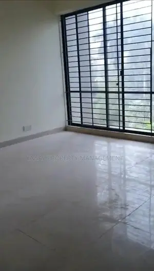 বনানী বিজনেস ডিস্ট্রিক্টে প্রিমিয়াম কমার্শিয়াল অফিস স্পেস বিক্রয় ২৩২০ বর্গফুট