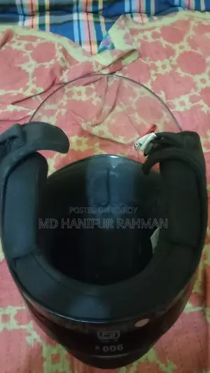 STUDDS HELMET